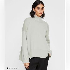 CLUB MONACO Cashmere Turtleneck